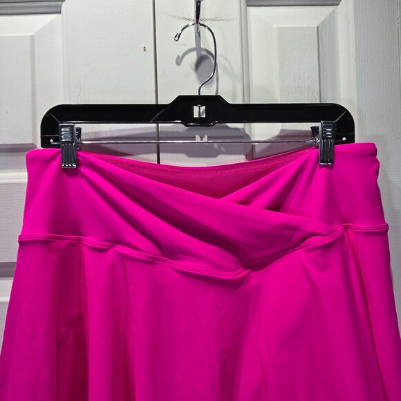 NWT Women’s Hot Pink Athletic Skort with Inside Pockets – Size XL - Picture 3 of 5